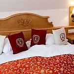 Hotel Logis Du Mehrbachel - & Restaurant Saint-Amarin