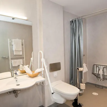 Logis Hotel-Restaurant Auberge Du Mehrbachel ホテル 3*