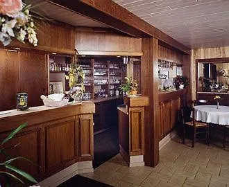Logis Hotel-Restaurant Auberge Du Mehrbachel ホテル サン・タマラン