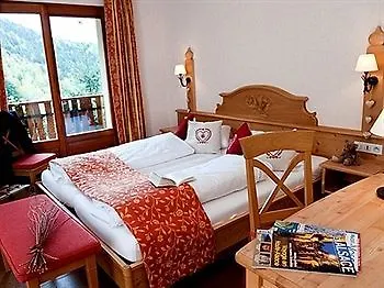 Logis Hotel-restaurant Du Mehrbachel Hotel 3*