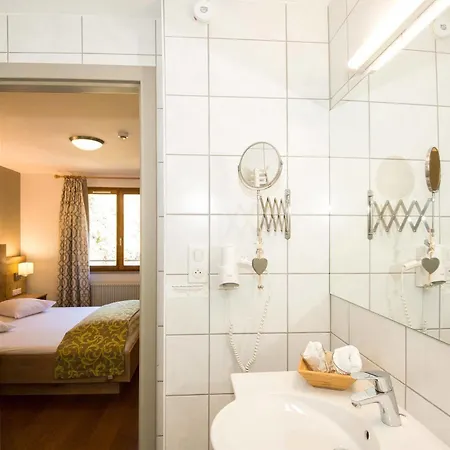 Logis Hotel-Restaurant Auberge Du Mehrbachel
