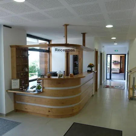 Logis Du Mehrbachel - & Restaurant 3* Сент-Амарен