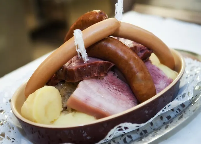 Hotel Logis Du Mehrbachel - & Restaurant Saint-Amarin